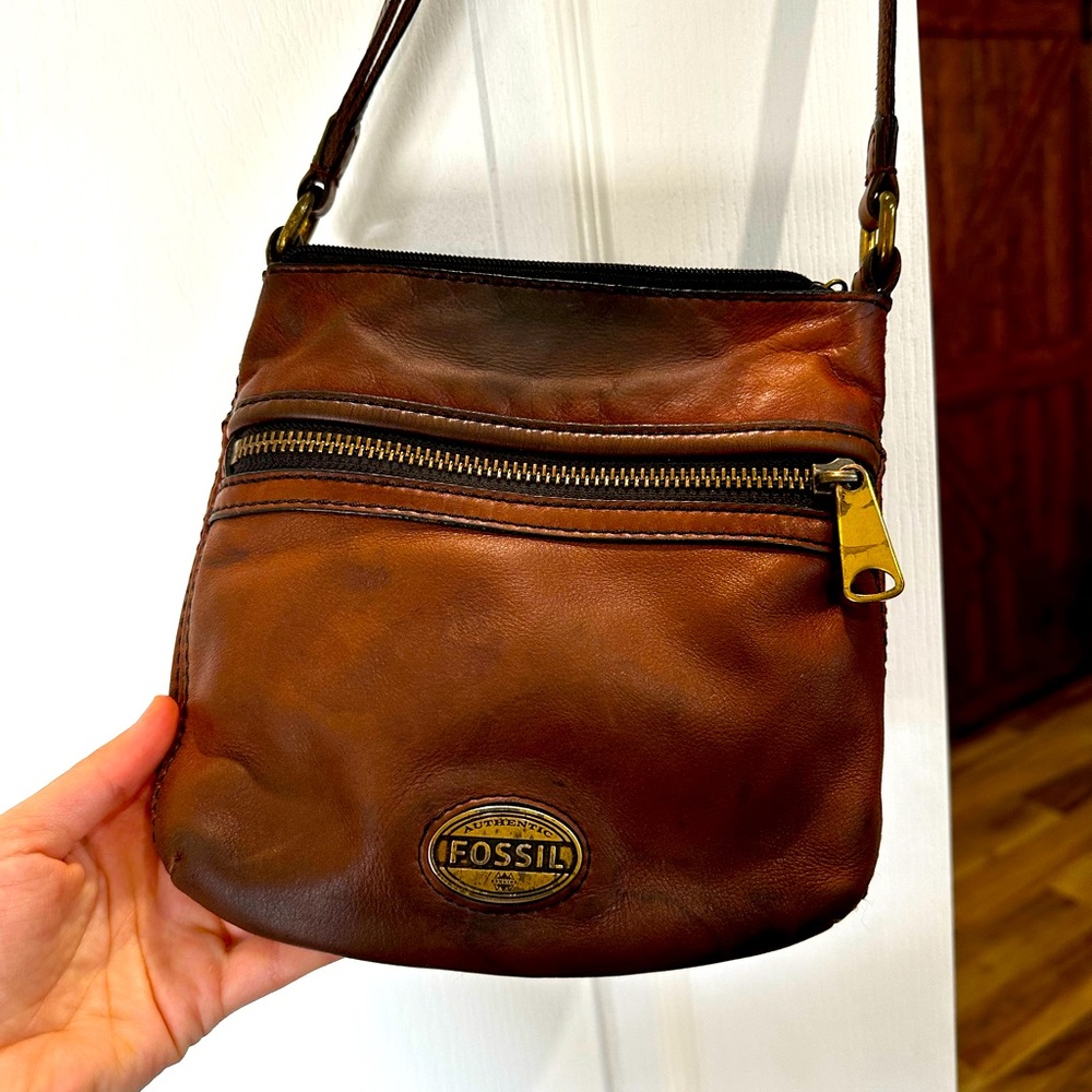 Vintage Leather Fossil Crossbody Bag
